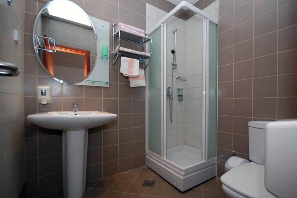 Bmv Room For 2-3 With Greenery View Свети-Стефан Экстерьер фото