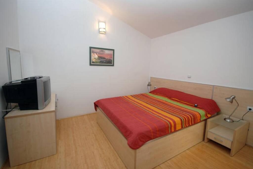 Bmv Room For 2-3 With Greenery View Свети-Стефан Экстерьер фото